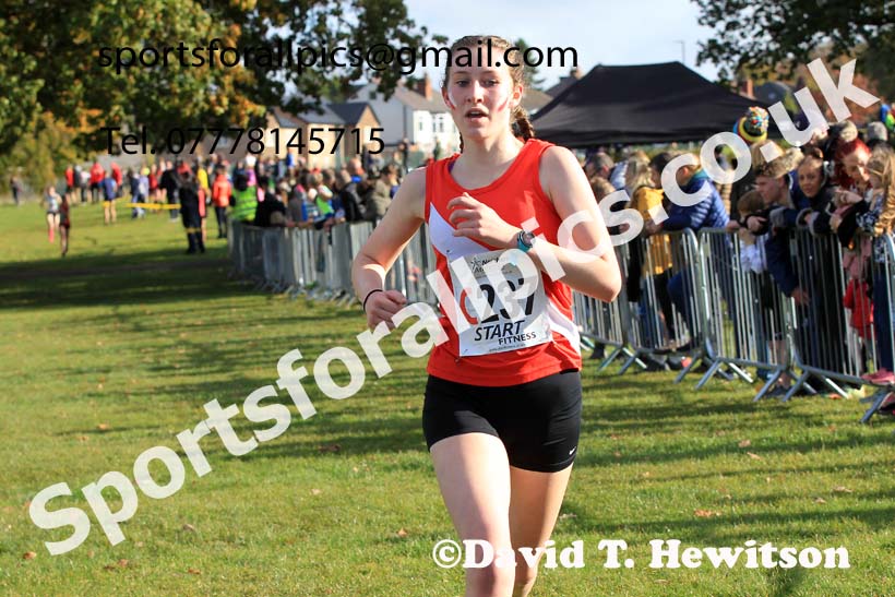 SWomens under-17s 2022 Northern Cross Country Relays, Graves Park, Sheffield. Photo: David T. Hewitson/Sports for All Pics
